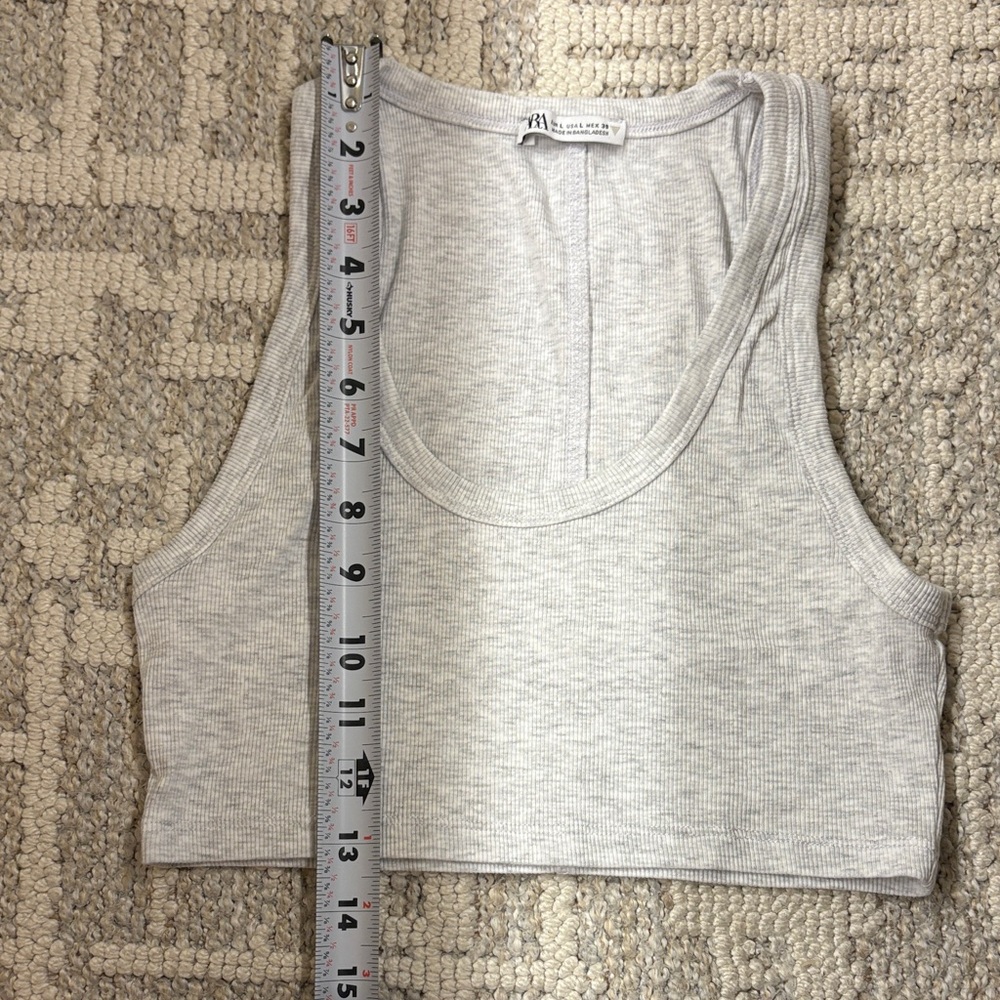 Zara Women's Crop Tops in Gray and White - Picture 6 of 7